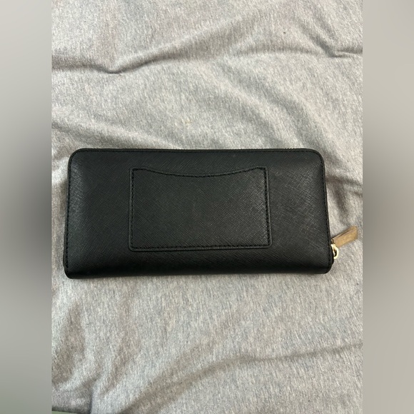 Michale Kors black wallet - Picture 3 of 3